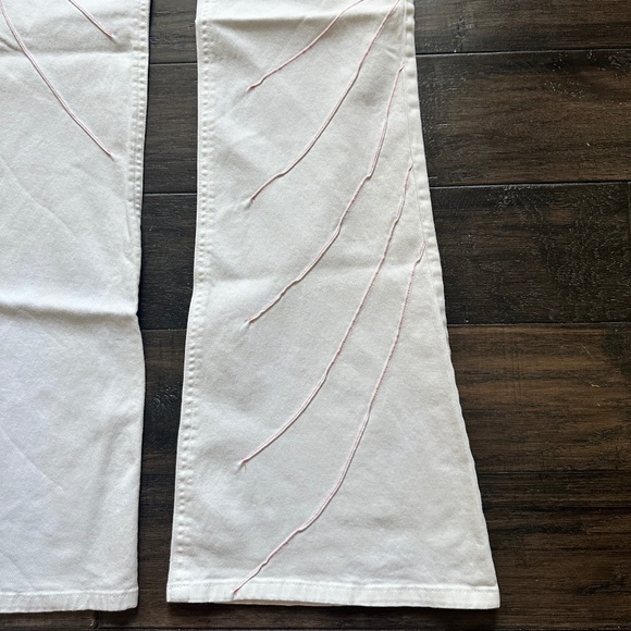 ALICE + OLIVIA Vintage Pink Pipe White Flare Pant Sz 6 - Picture 4 of 5